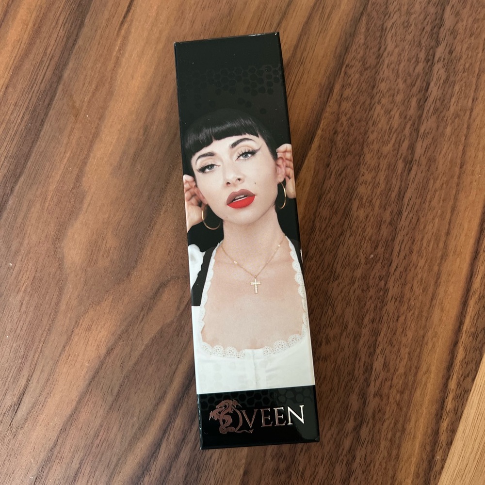 Qveen partners in crime lip duo nwt unopened